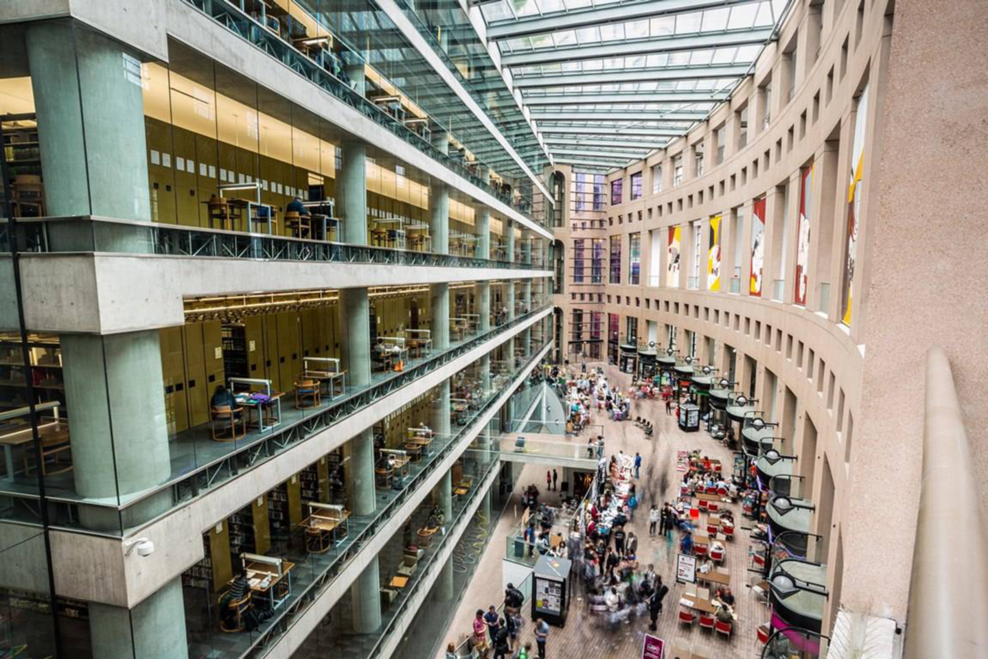 Central Library Of Vancouver Canada Public Library Vancouver 2019 Hi-res Stock Photography And Images